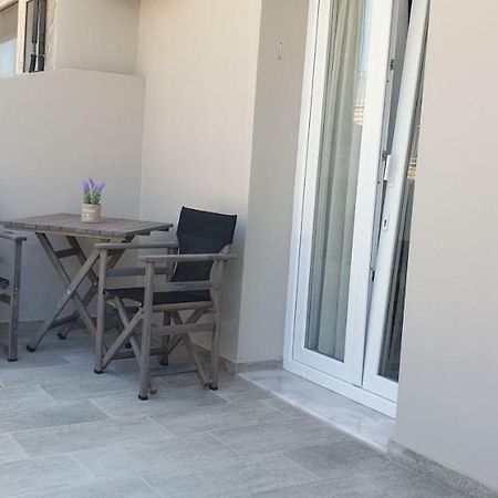 Chriselia 1 Apartment Nea Roda Ngoại thất bức ảnh