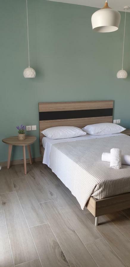 Chriselia 1 Apartment Nea Roda Ngoại thất bức ảnh