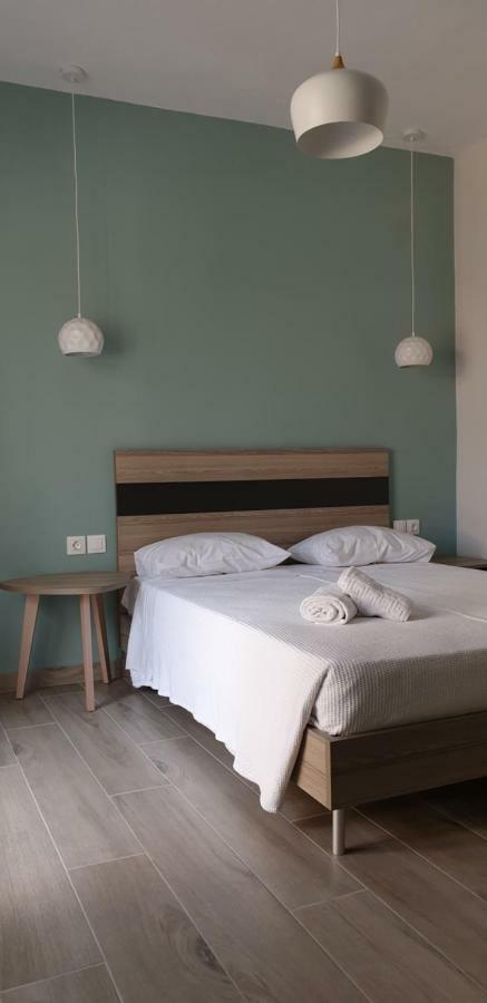Chriselia 1 Apartment Nea Roda Ngoại thất bức ảnh