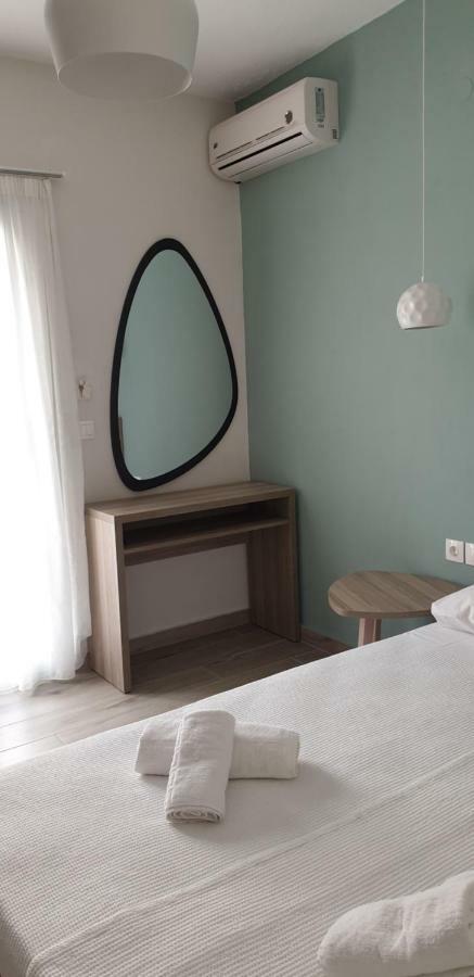 Chriselia 1 Apartment Nea Roda Ngoại thất bức ảnh